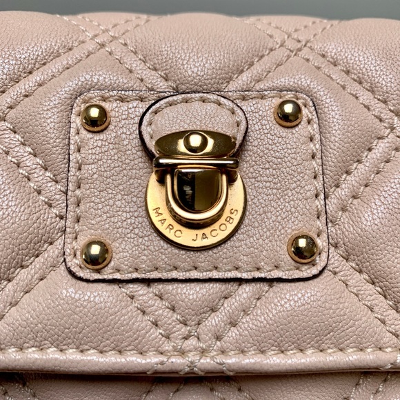 ***SOLD*** Marc Jacobs “The Single” quilted crossbody bag excellent condition - Picture 2 of 6